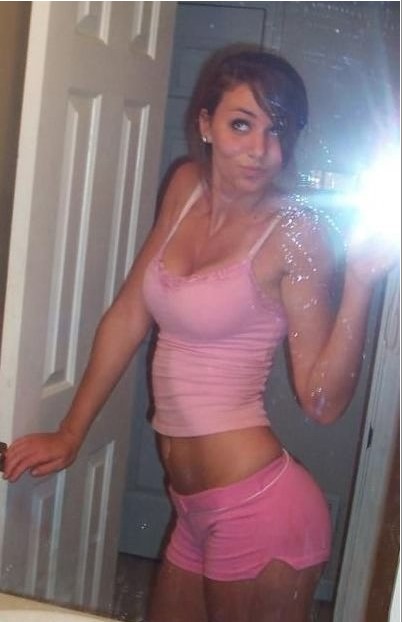 Интимные снимки девушек из социальных сетей 10 фото