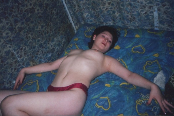 Интимные снимки обнаженных сладких девушек 14 фото