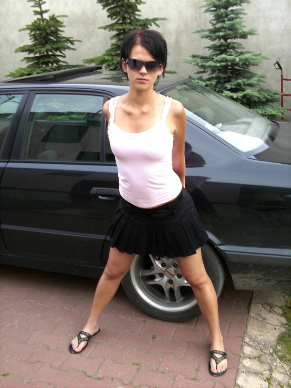 Раздвинула половые губы дома 2 фото